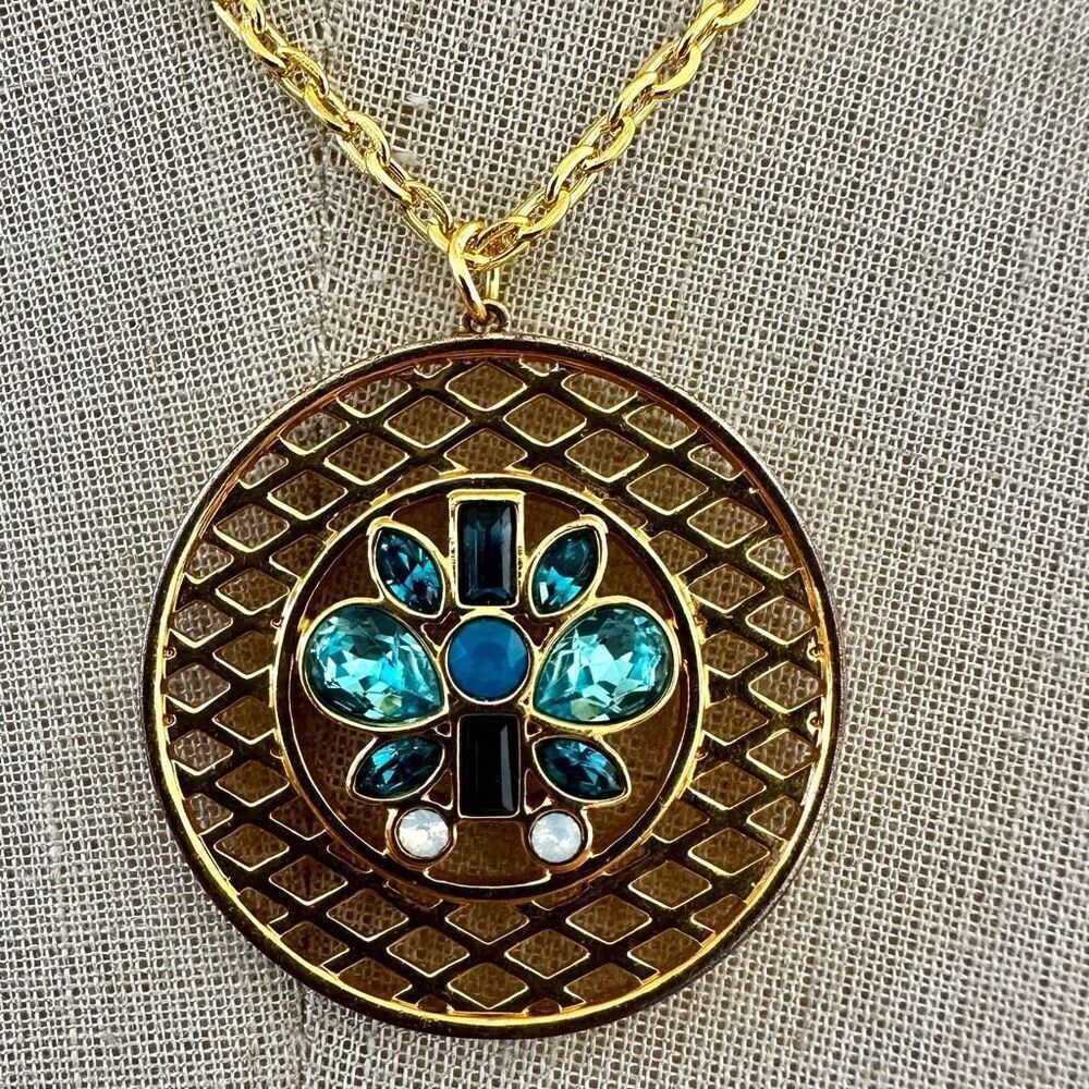 Authentic Swarovski 18k Gold Plated Cyan Crystal Pendant Necklace